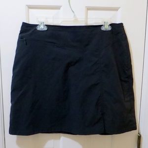 Patagonia black SKORT, active wear, sz. 12, excellent!